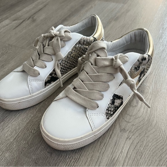 Steve Madden sneakers - Picture 4 of 9